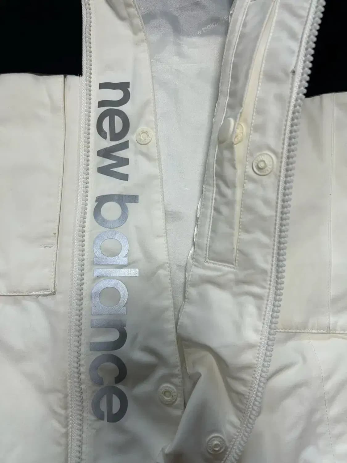 뉴발란스 바람막이 자켓L 상품이미지2