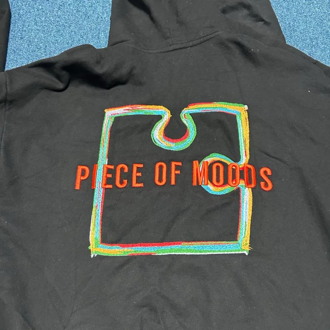 피스오브무드 블랙 후드티 2 상품이미지2