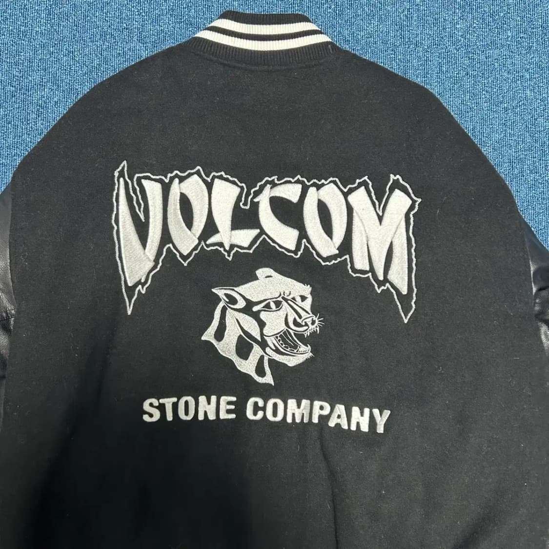 볼컴 재규어 스타디움 바시티 패딩자켓L 상품이미지2