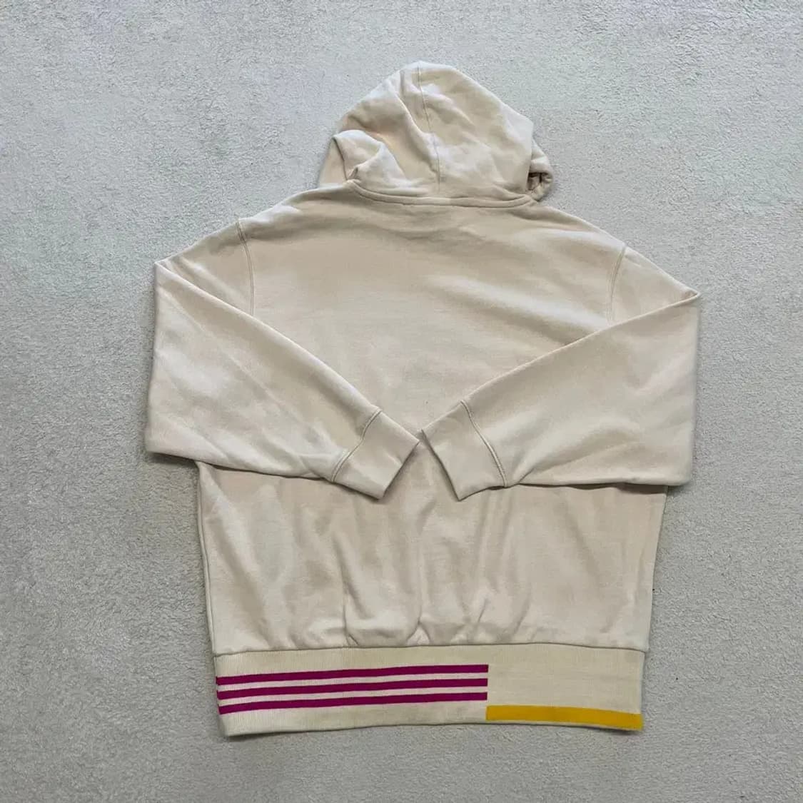 아디다스 오버 그래픽 후드티 상품이미지8