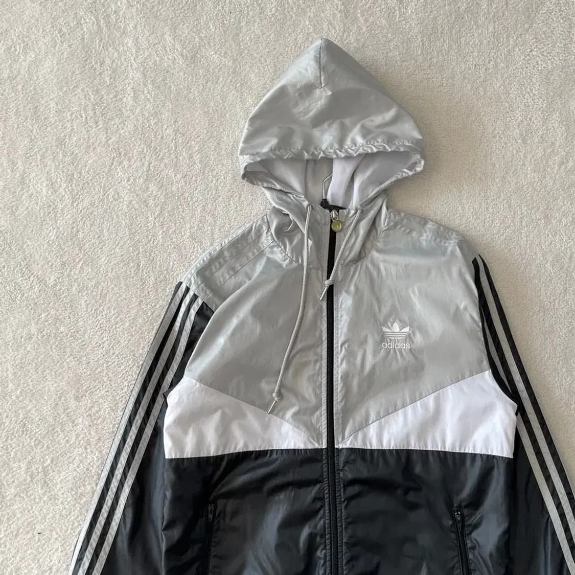 아디다스 윈드 콜로라도 바람막이 90-95 상품이미지2