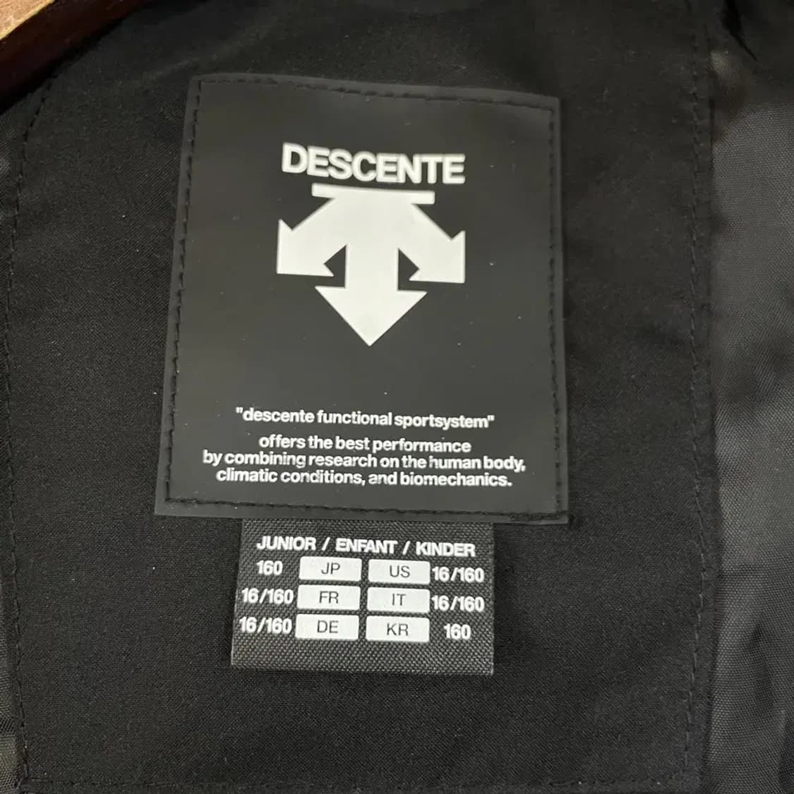 데상트 여성 롱패딩 M 키즈 160 상품이미지4