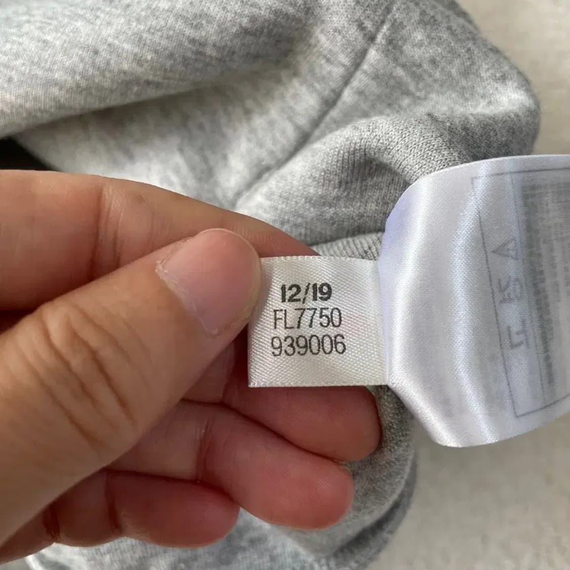 아디다스 타이거 후드티 95 M 상품이미지7