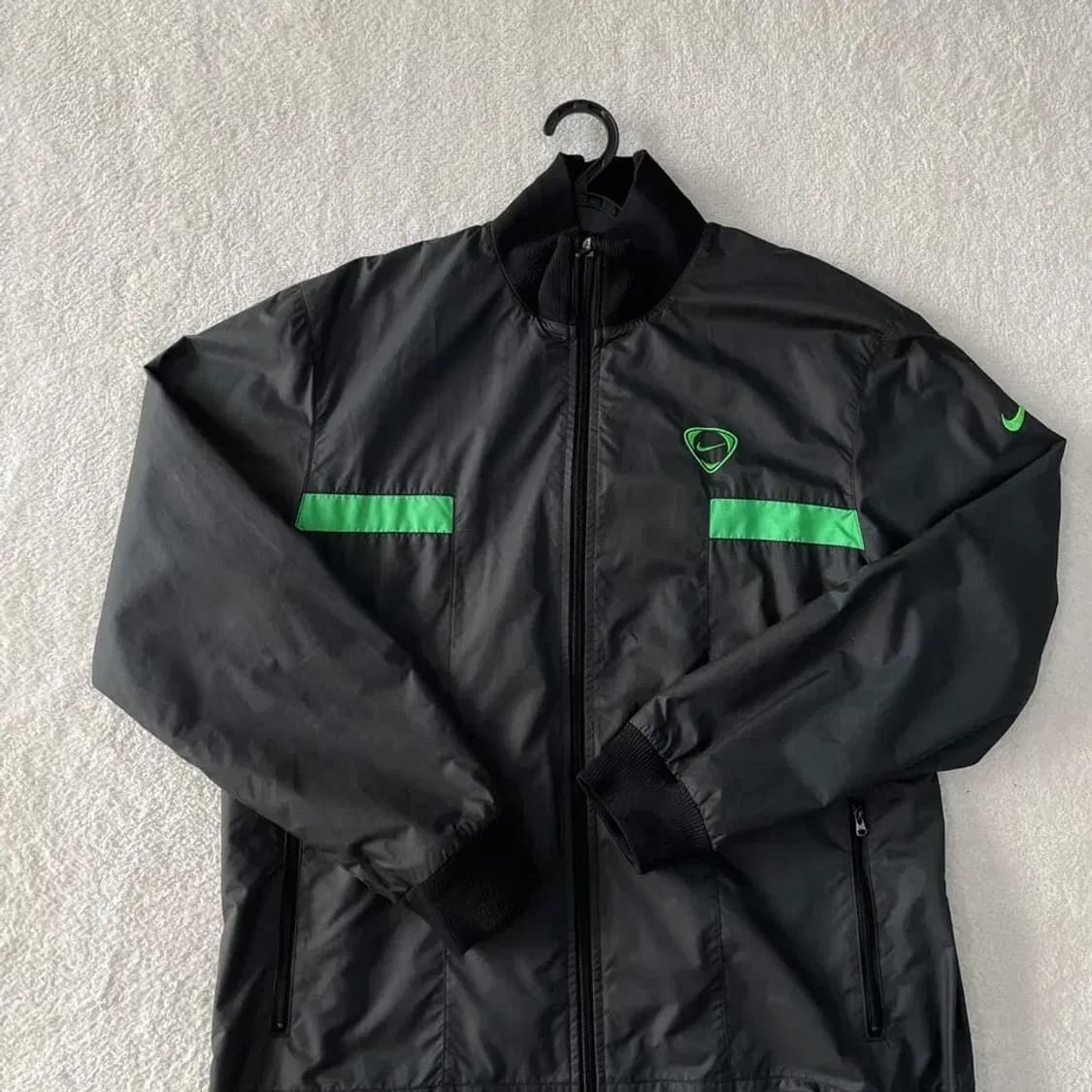 XL 나이키 스우시 블랙 바람막이 105 상품이미지2