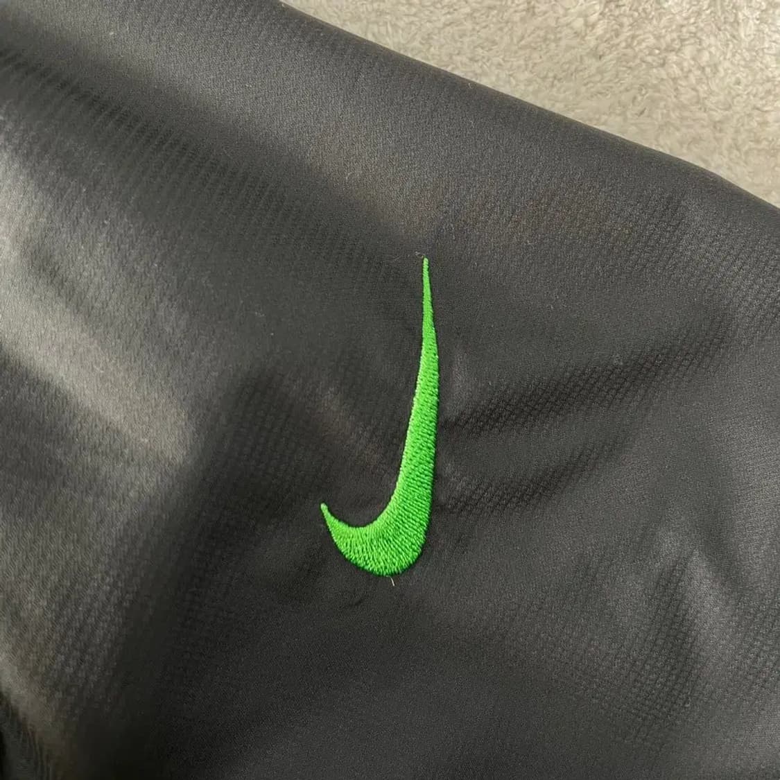 XL 나이키 스우시 블랙 바람막이 105 상품이미지4