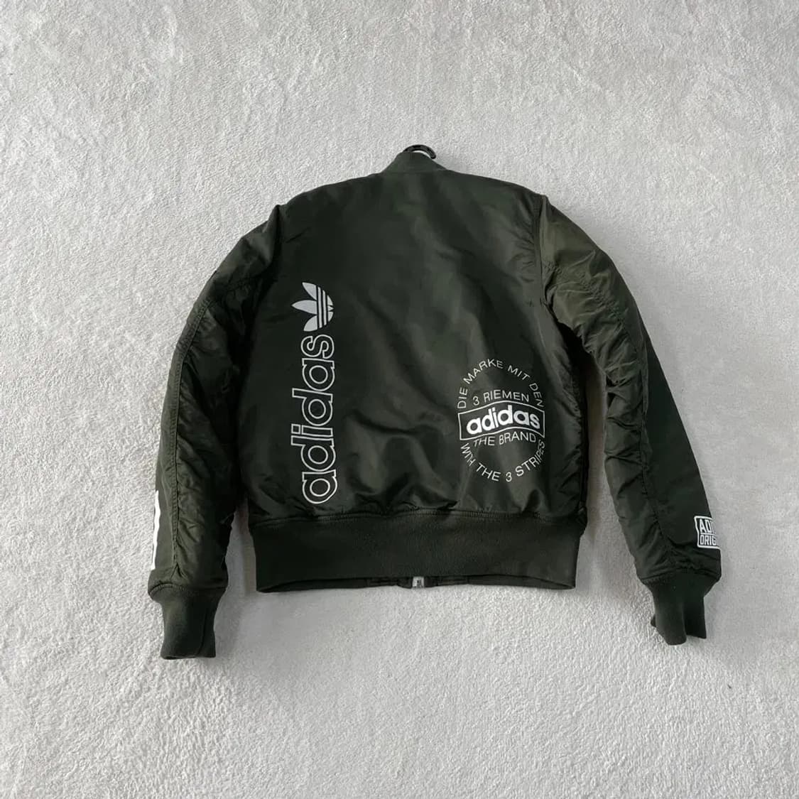 90 아디다스 퀼팅 봄버 자켓 빅로고 카키 상품이미지10