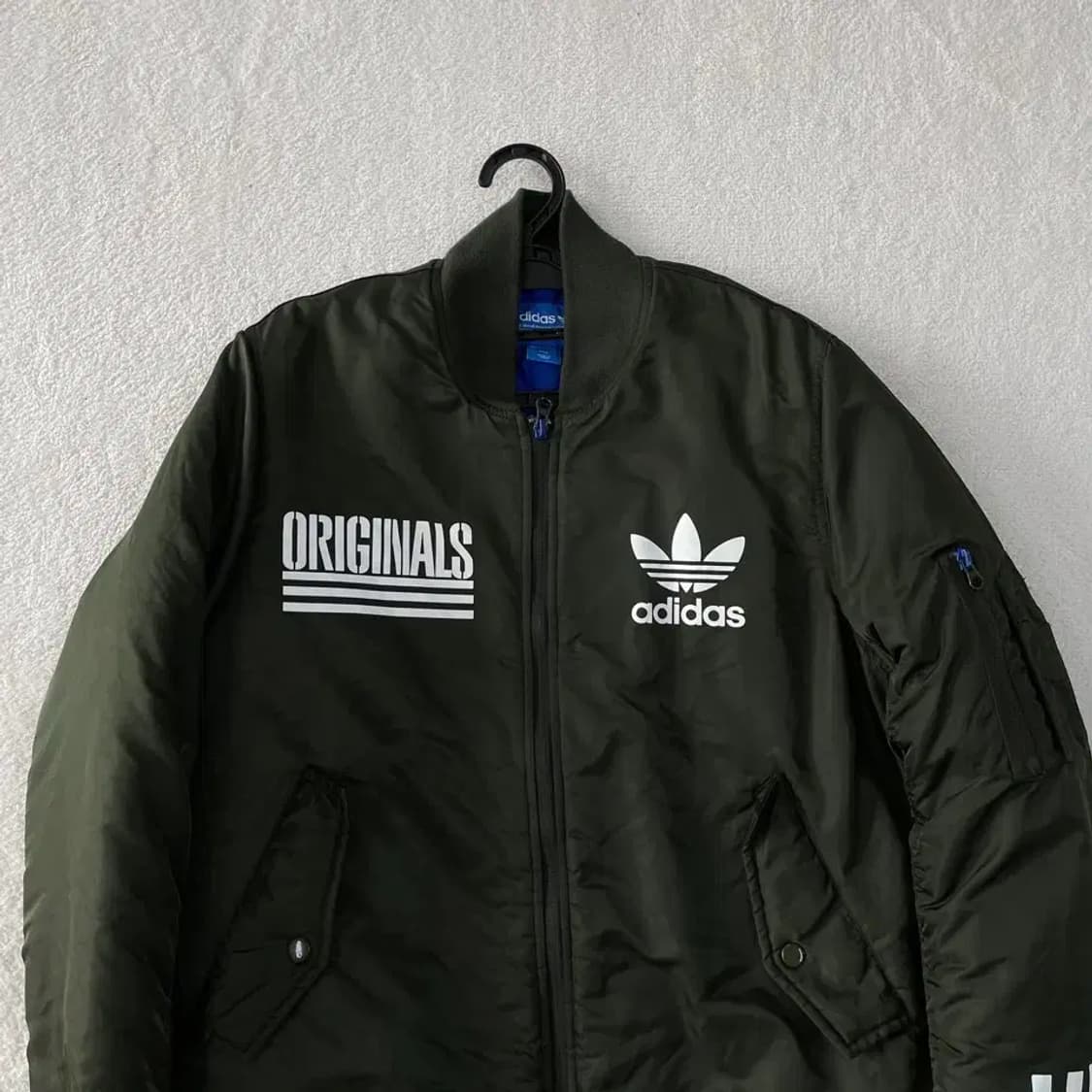 90 아디다스 퀼팅 봄버 자켓 빅로고 카키 상품이미지2
