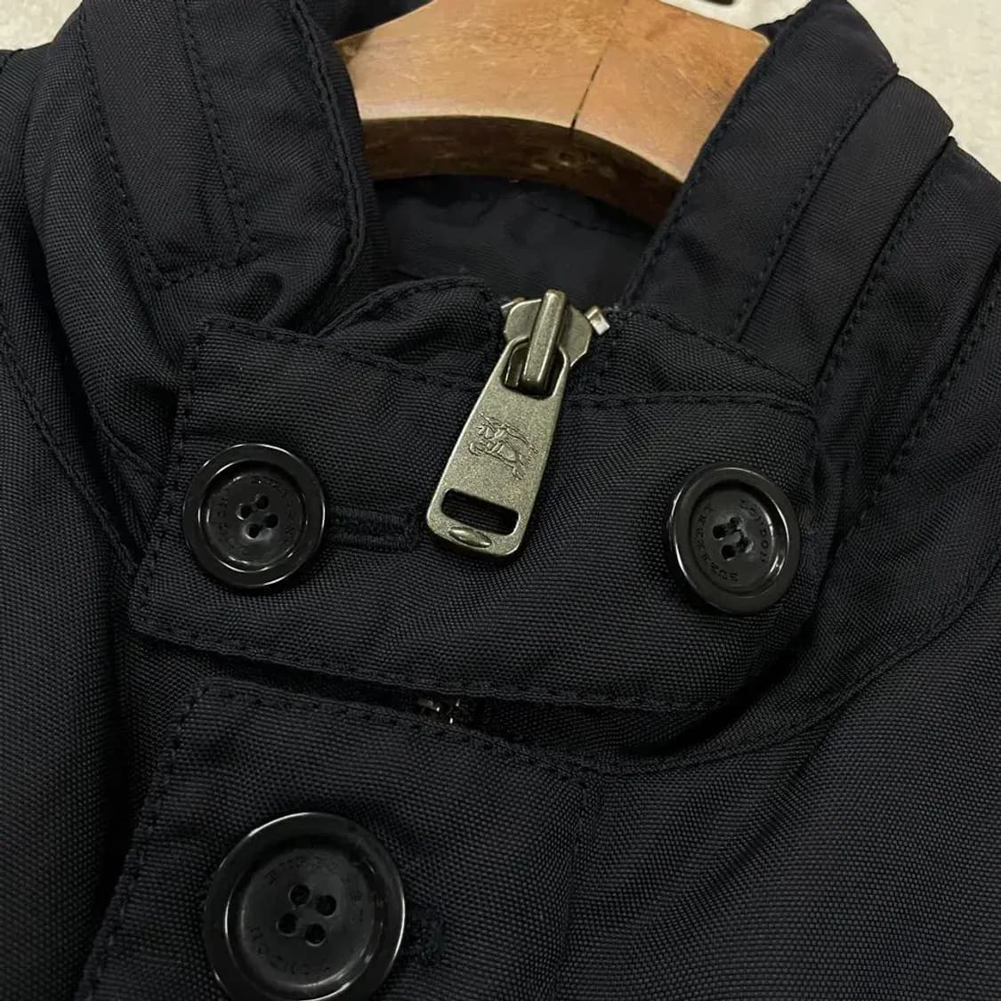 XL 버버리 남성 블루종 패딩 필드자켓 상품이미지4