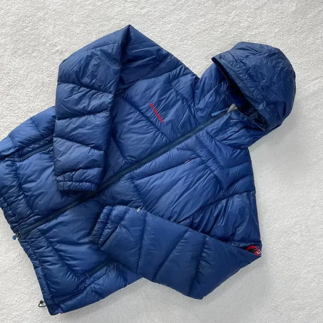 L 마무트 830필 구스다운 아틀라스 패딩 상품이미지3