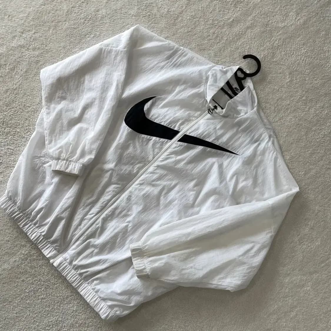 L 나이키 신형 빅스우시 바람막이 상품이미지3