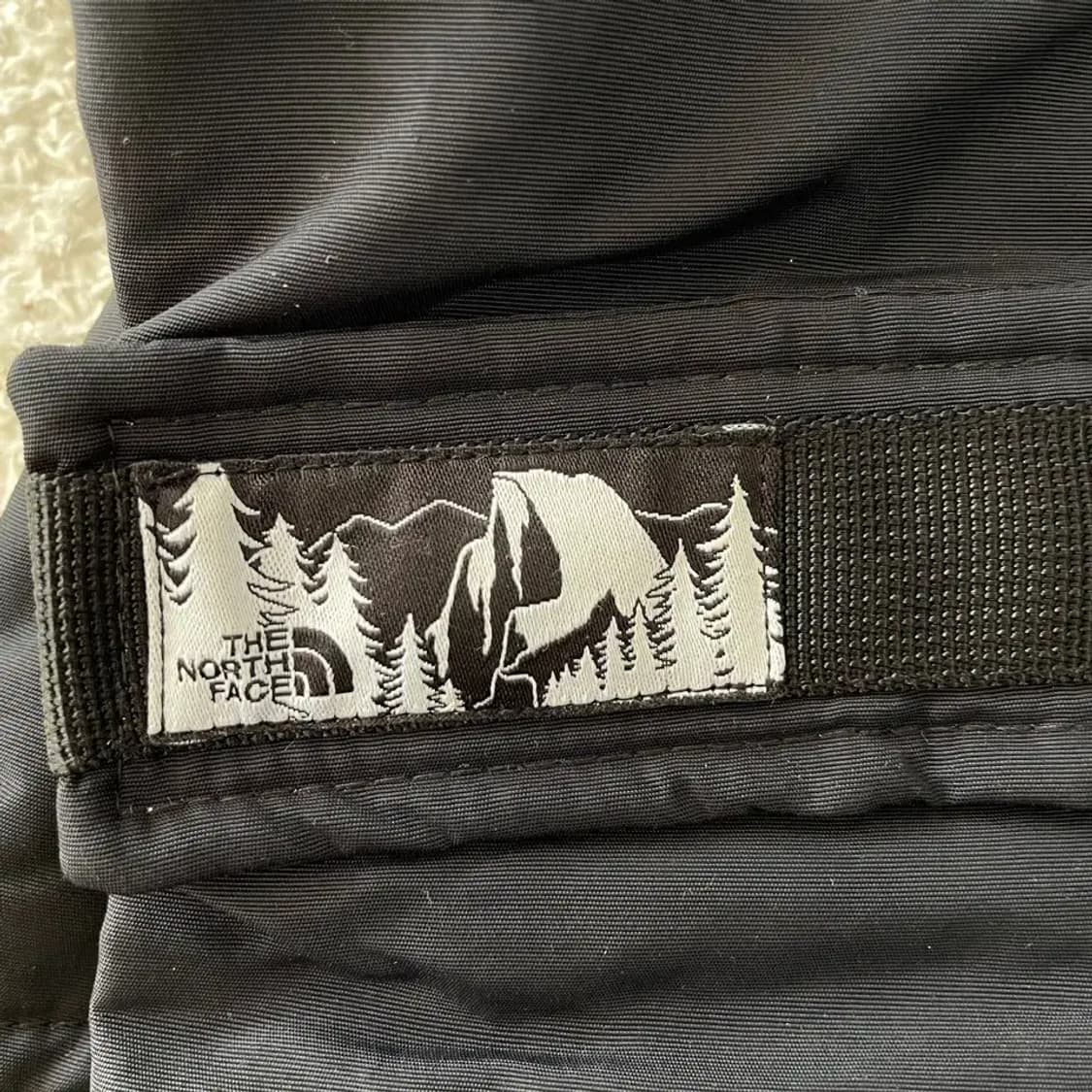 S 노스페이스 블랙 바람막이 90 상품이미지6