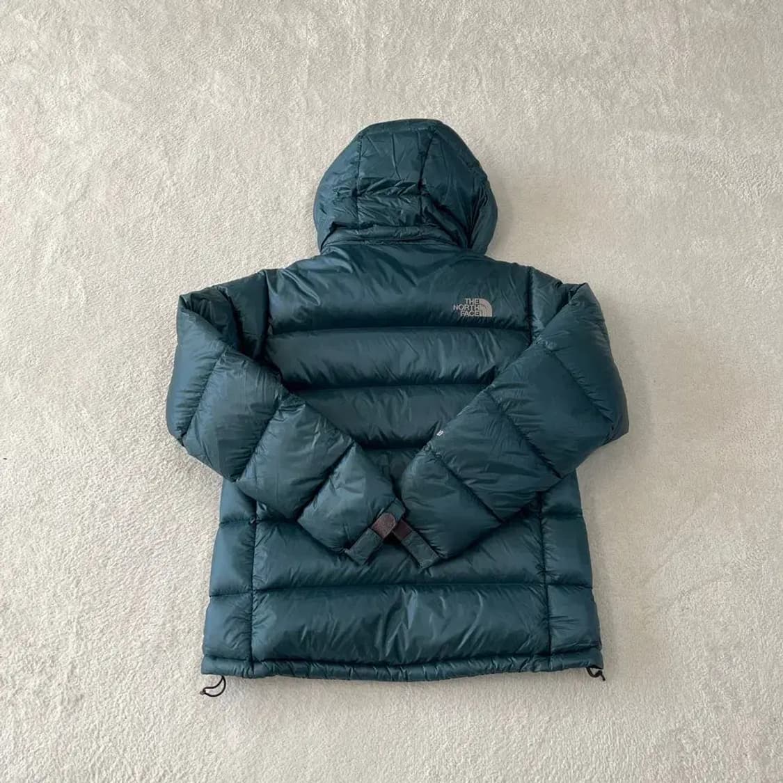 95 노스페이스 여성 700 메트로 유광 눕시 패딩 상품이미지8