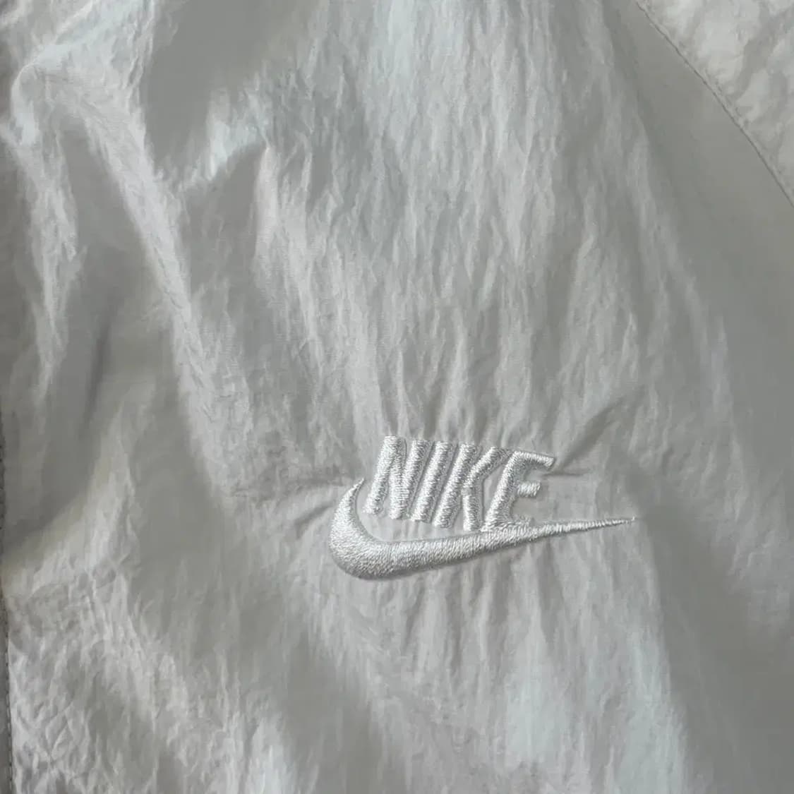 나이키 빅스우시 바람막이 M 화이트 상품이미지5