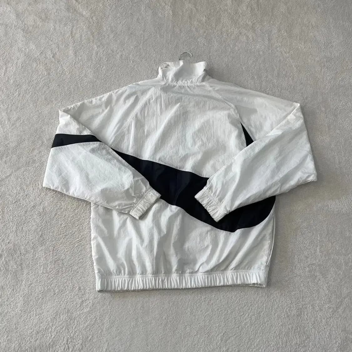 나이키 빅스우시 바람막이 M 화이트 상품이미지9