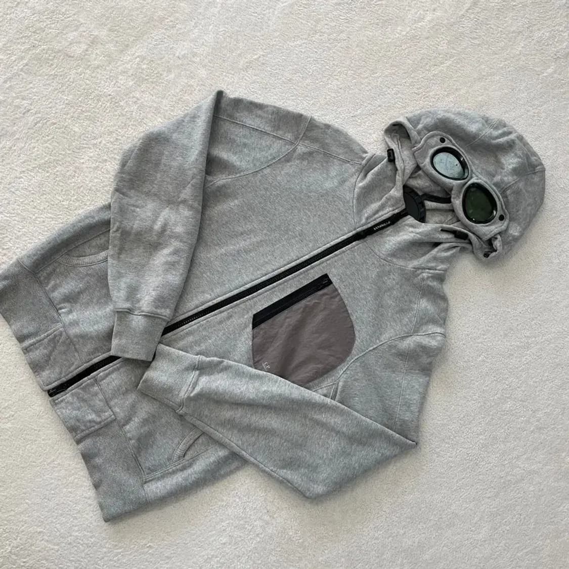 CP컴퍼니 고글 후드집업 자켓 95 M 상품이미지3