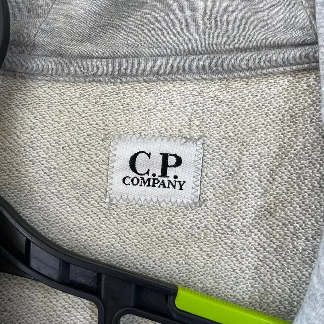 CP컴퍼니 고글 후드집업 자켓 95 M 상품이미지4