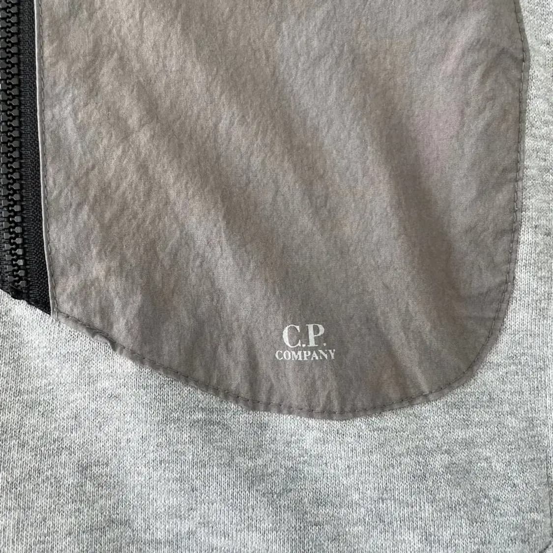 CP컴퍼니 고글 후드집업 자켓 95 M 상품이미지5