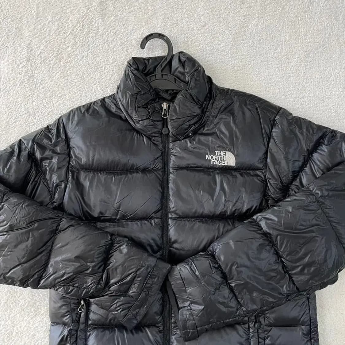 M 노스페이스 여성 700 메트로 유광 눕시 패딩 상품이미지2