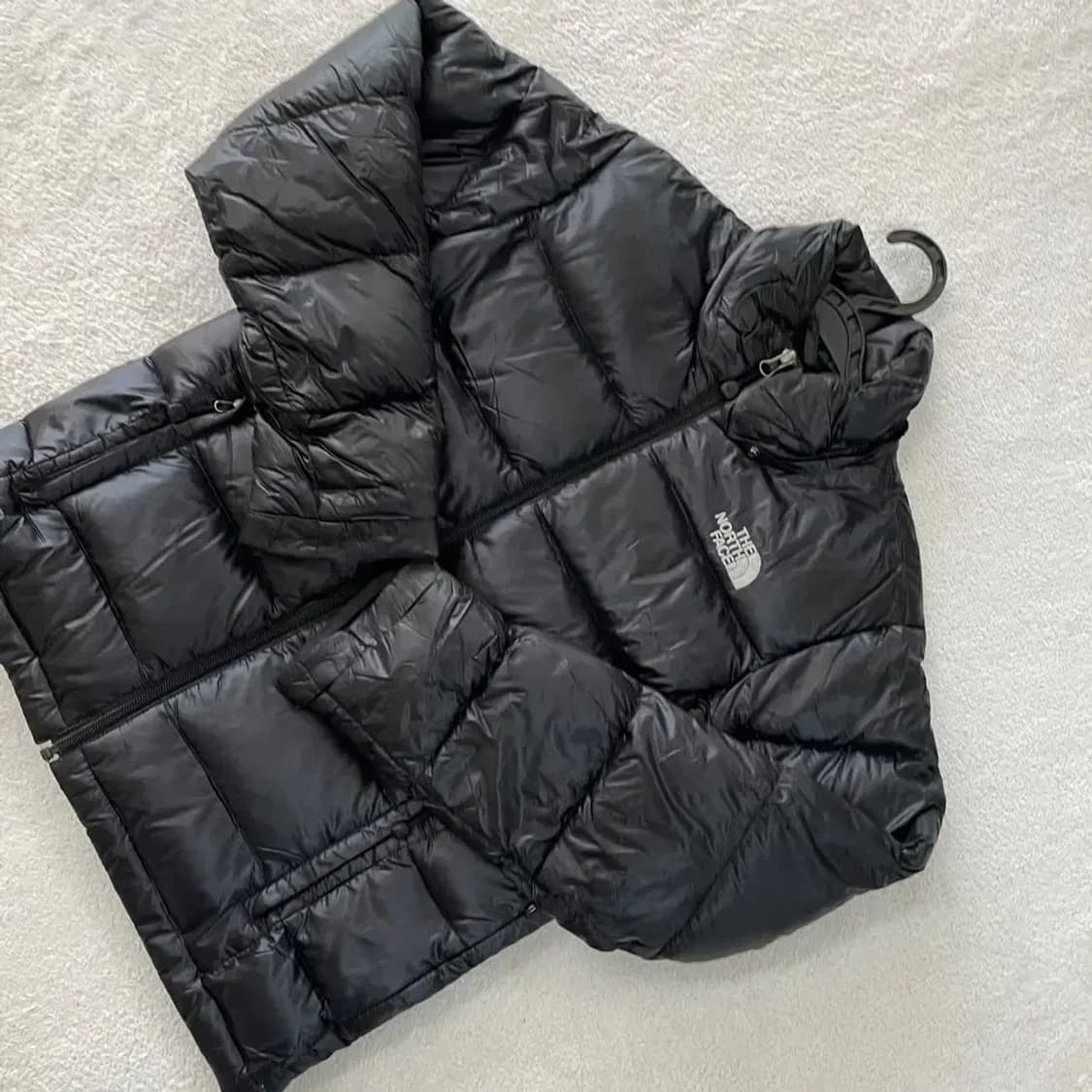 M 노스페이스 여성 700 메트로 유광 눕시 패딩 상품이미지3