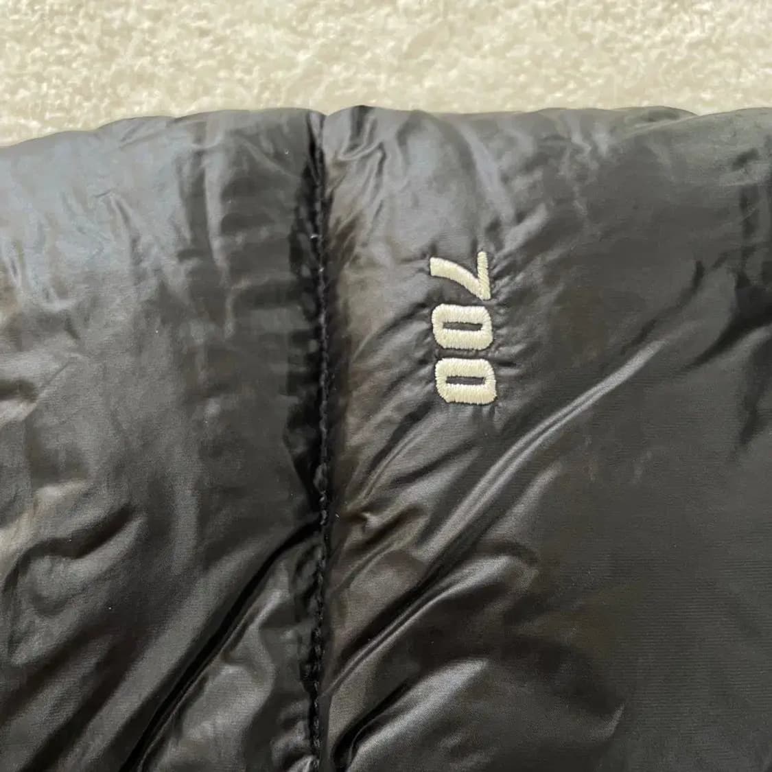 M 노스페이스 여성 700 메트로 유광 눕시 패딩 상품이미지6