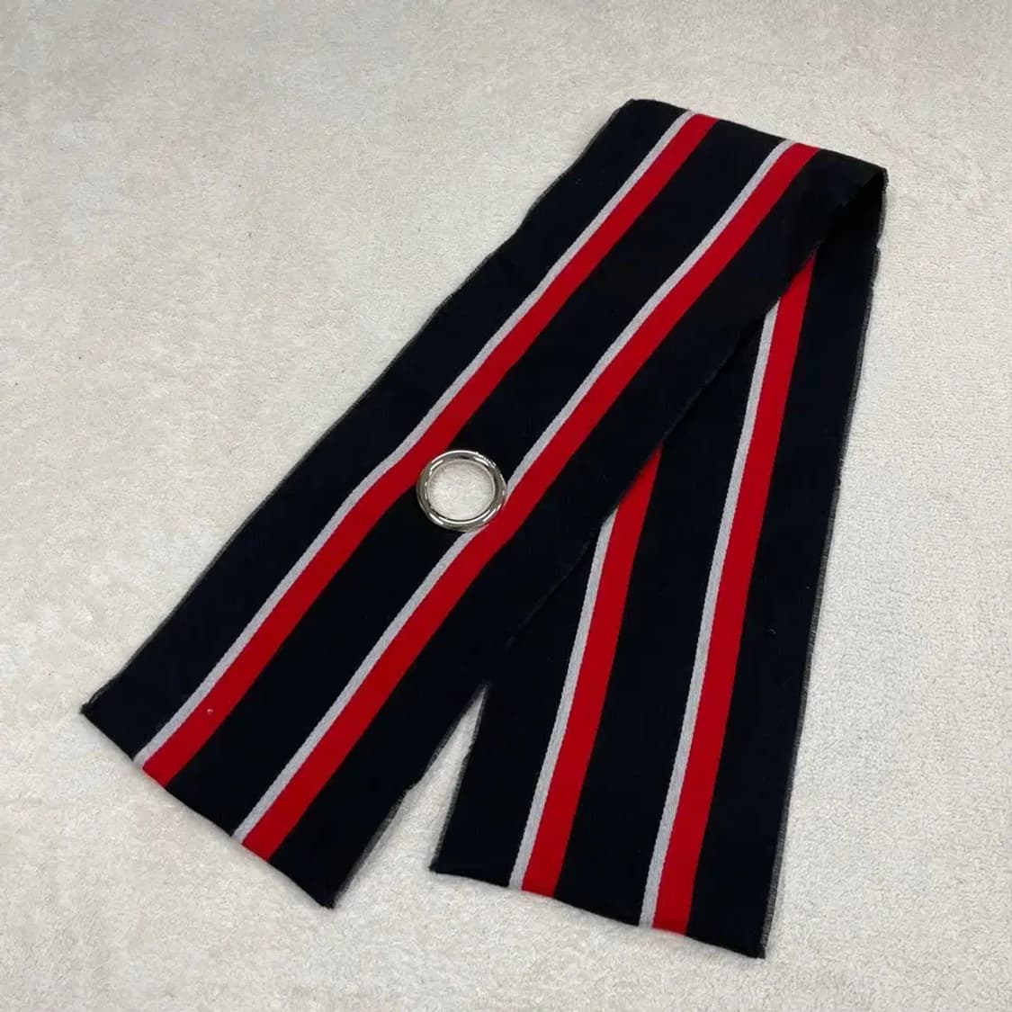 발렌시아가 링 머플러 상품이미지1