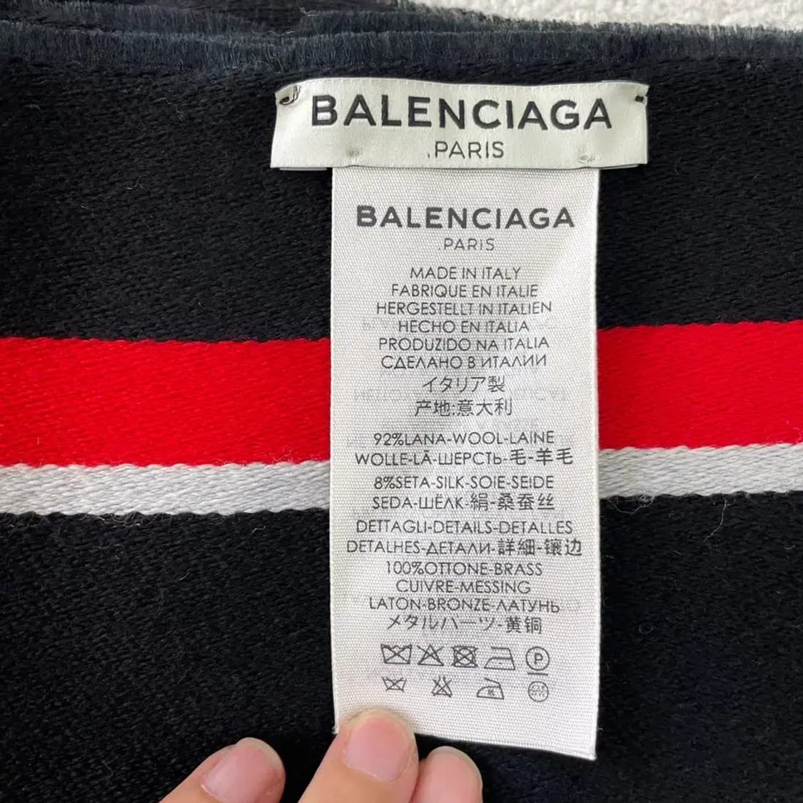 발렌시아가 링 머플러 상품이미지6