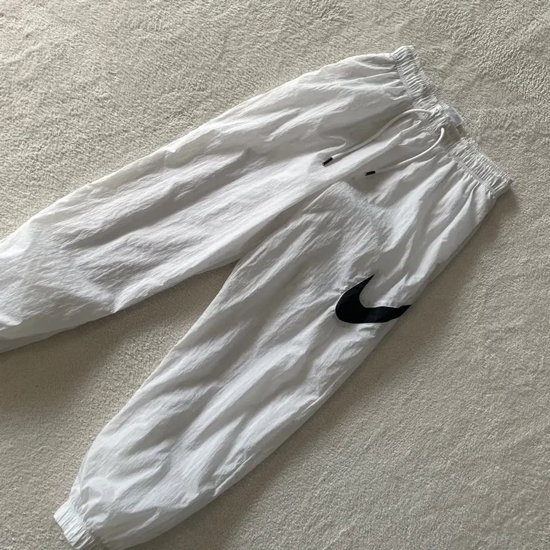 S 나이키 여성 빅스우시 나일론 트레이닝 바지 상품이미지3