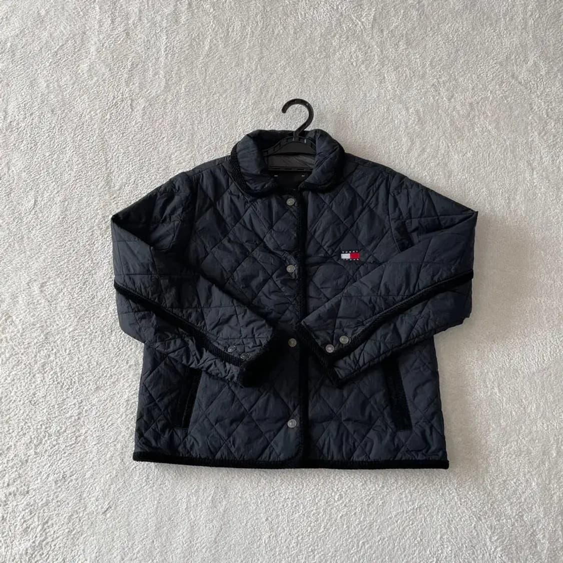 타미힐피거 여성 2024 퀼팅자켓 쇼트패딩 XS 상품이미지2