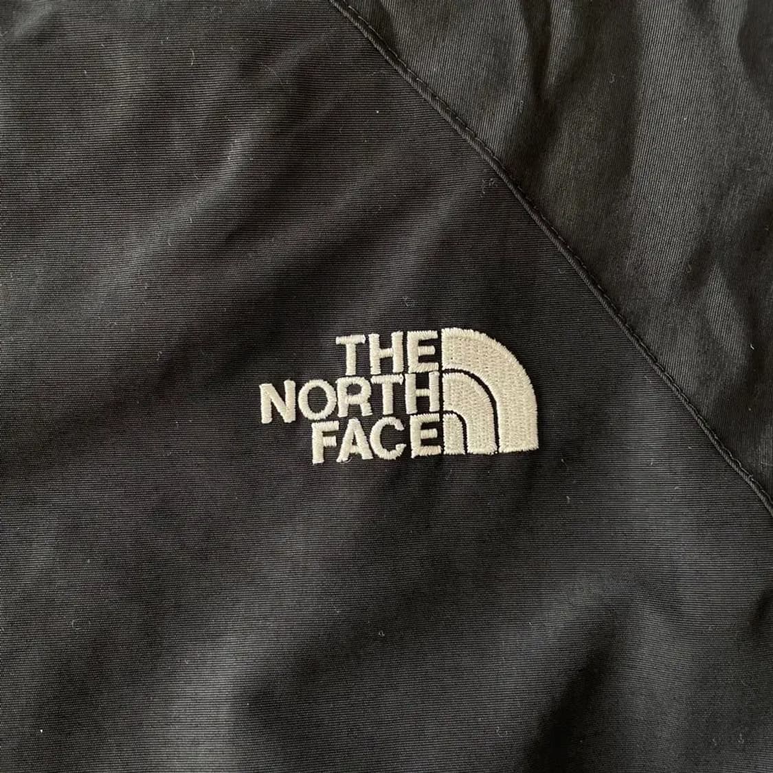 95 노스페이스 여성 고프코어 블랙 바람막이 상품이미지8