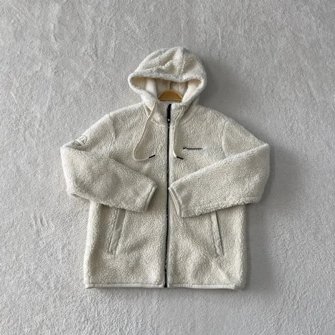 95 디스커버리 여성 부클 후리스자켓 상품이미지1