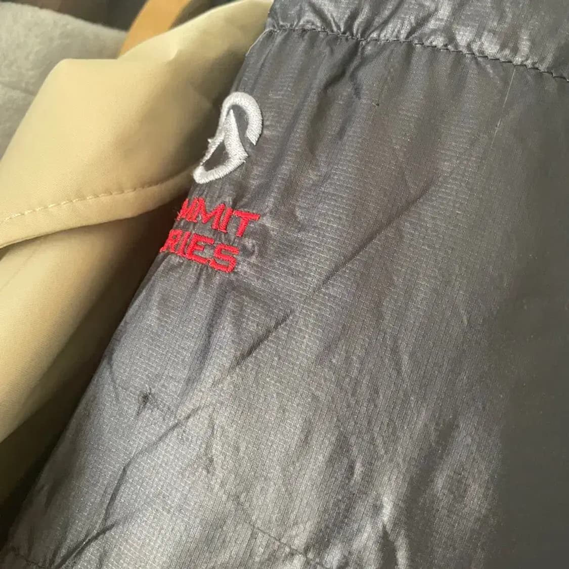 S 노스페이스 아콘카구아 경량패딩 9 상품이미지8