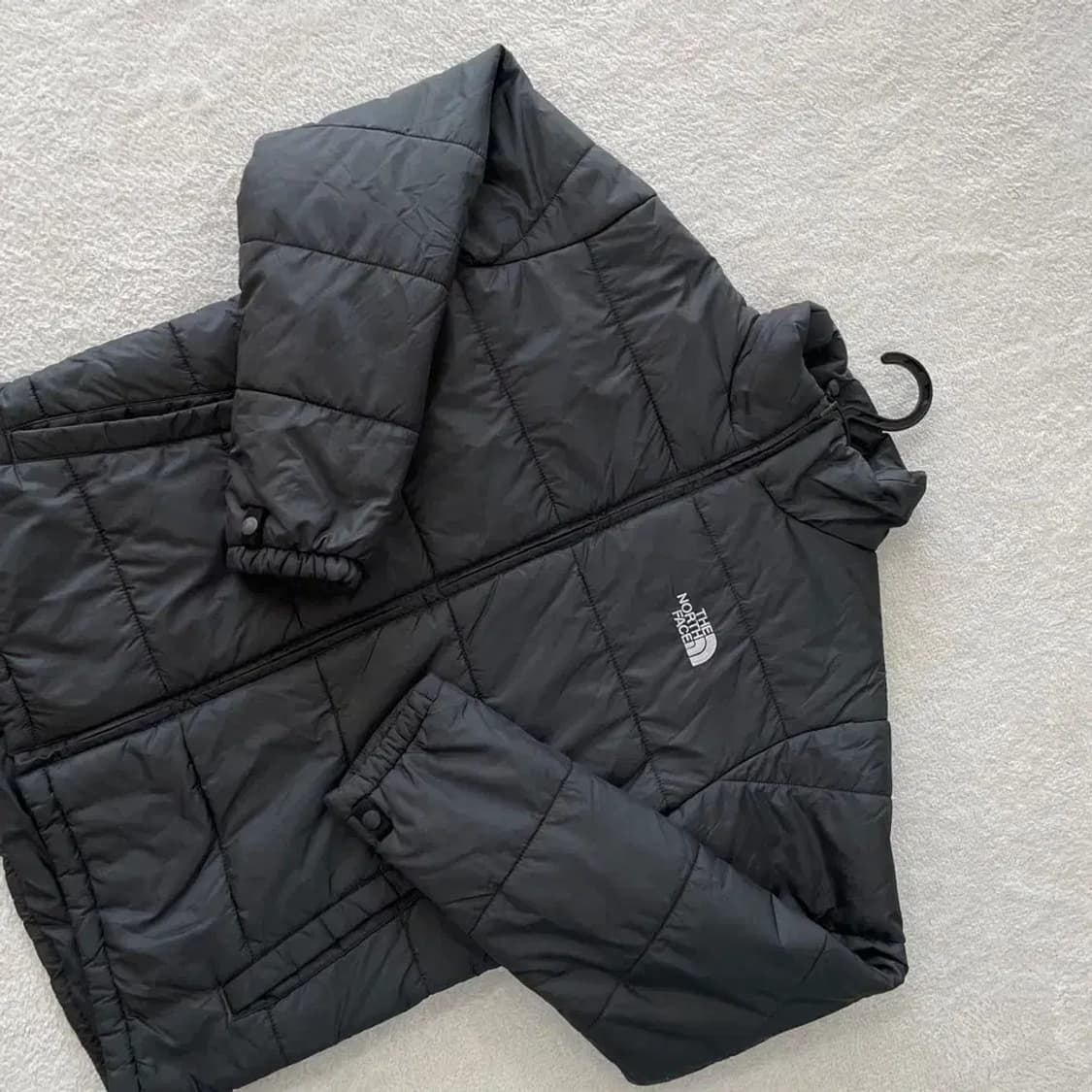 L 노스페이스 남성 경량패딩 자켓 100 상품이미지3