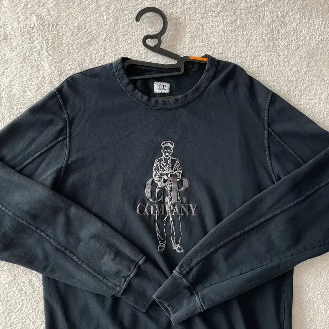 [L] CP컴퍼니 가먼트다잉 맨투맨 100 상품이미지2