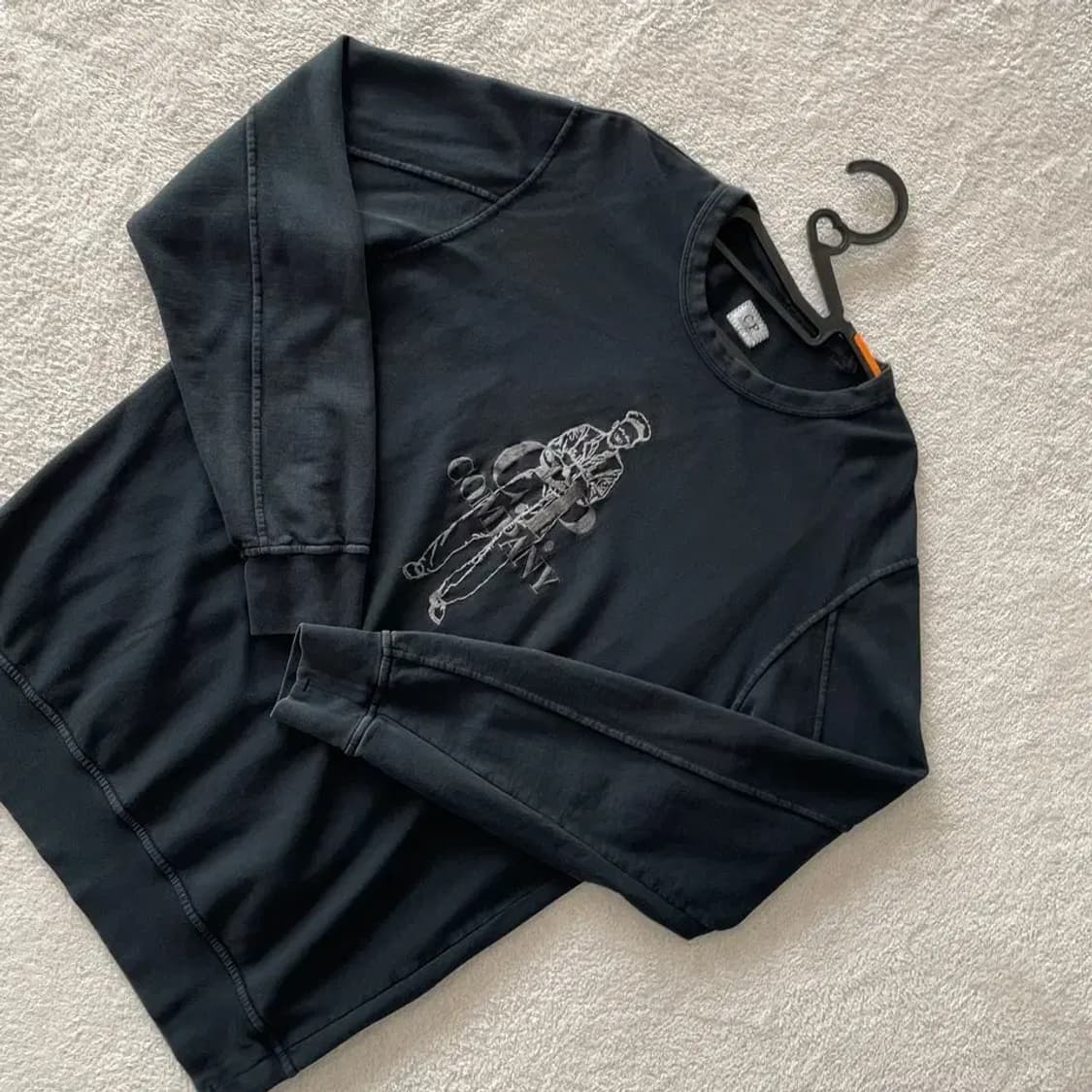 [L] CP컴퍼니 가먼트다잉 맨투맨 100 상품이미지3