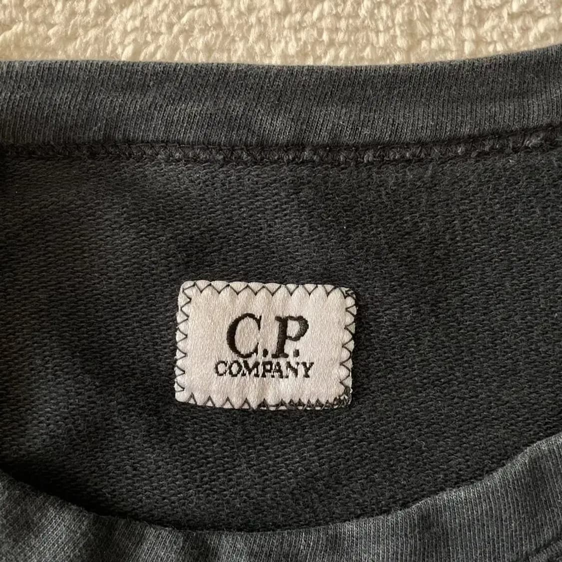 [L] CP컴퍼니 가먼트다잉 맨투맨 100 상품이미지4
