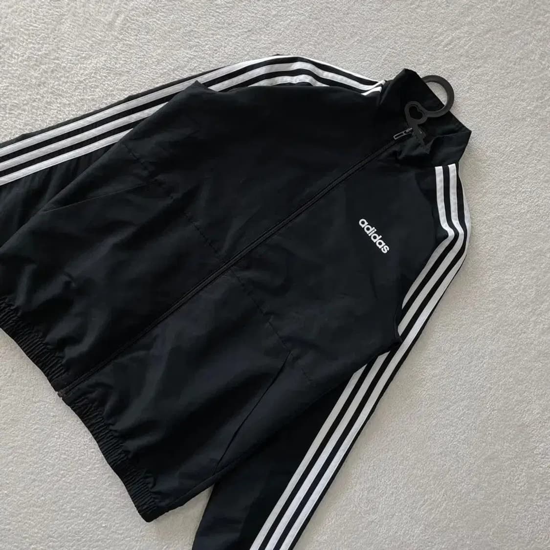 M 아디다스 블랙 바람막이 자켓 상품이미지3