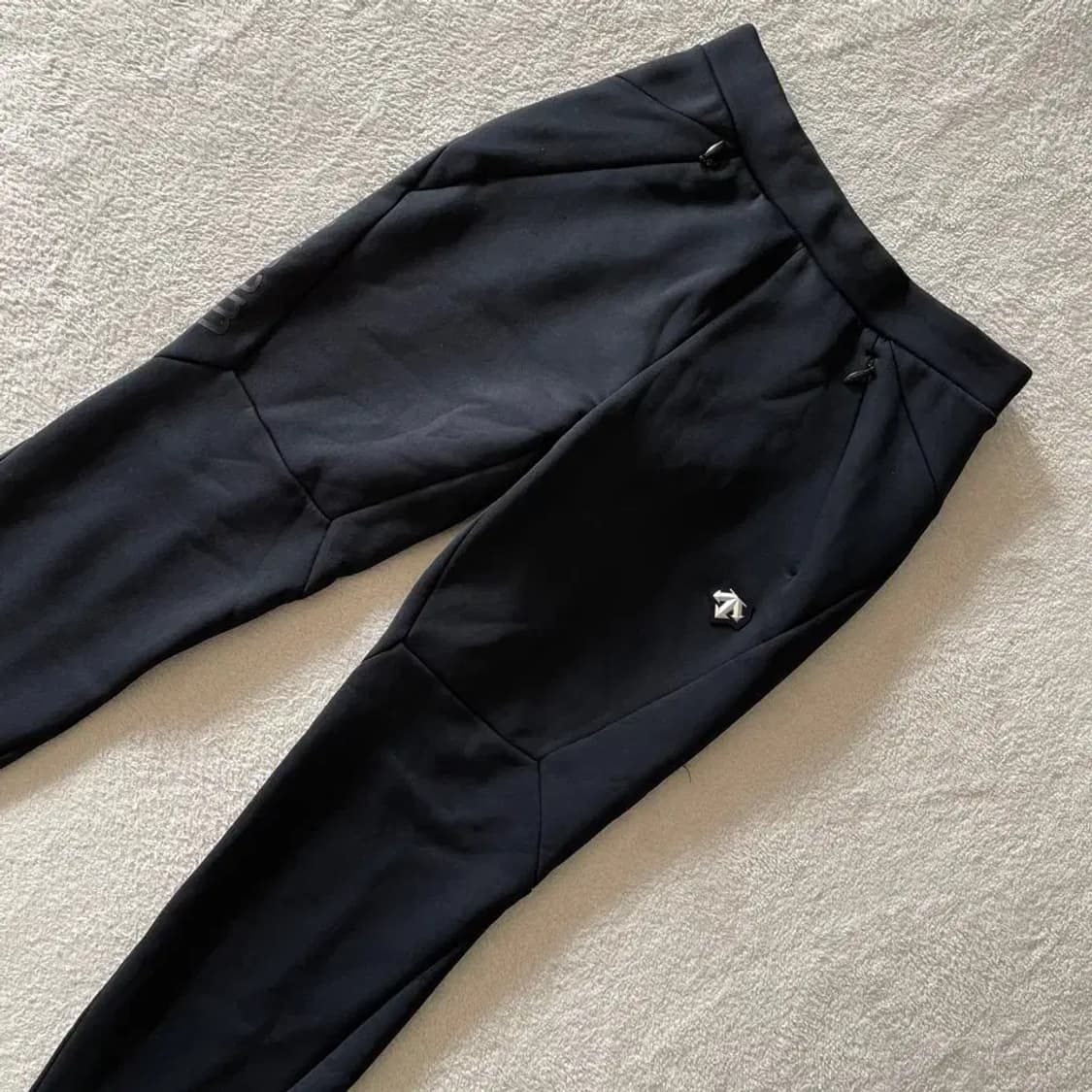 M 데상트 남성 기모 트레이닝 바지 상품이미지3