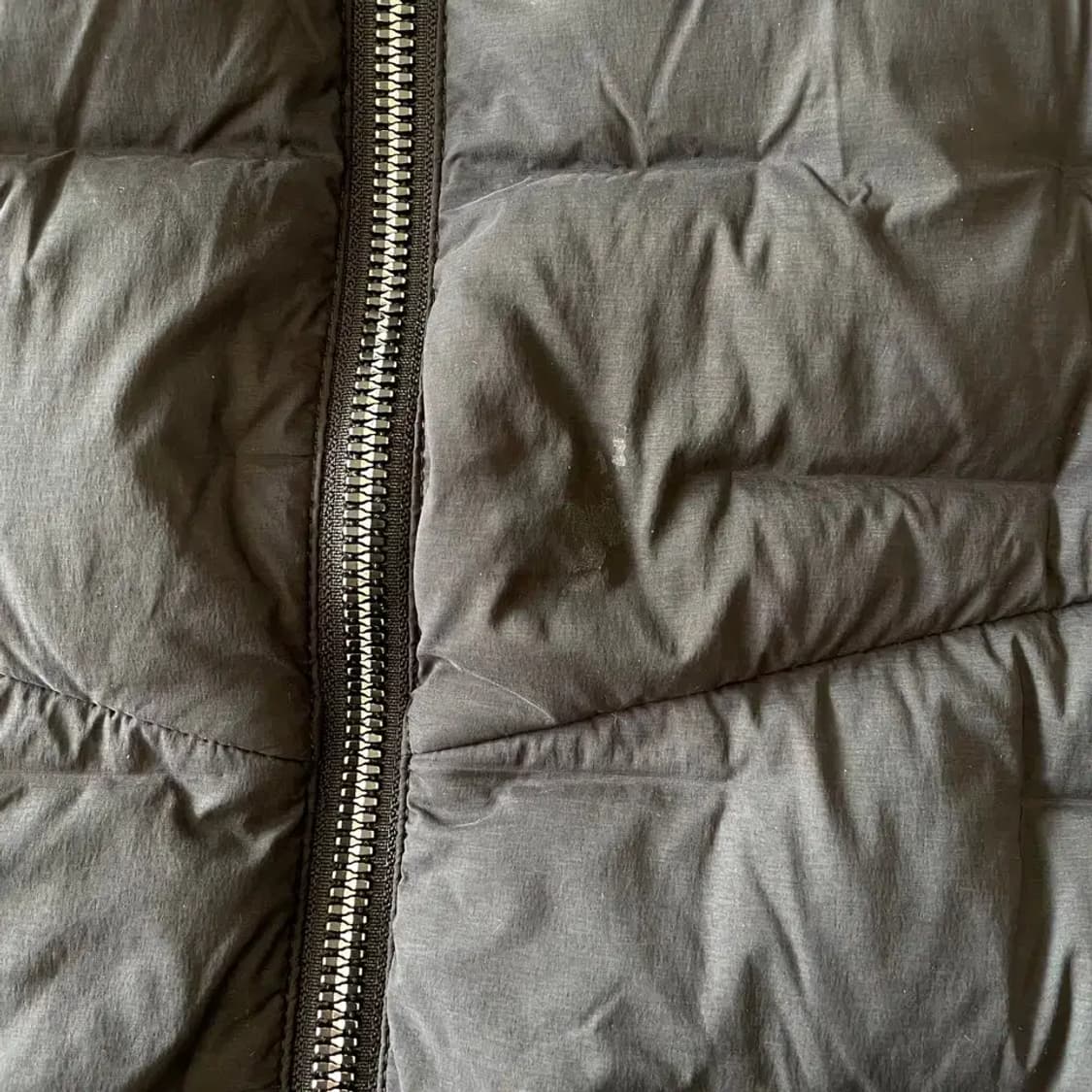 XXL 데상트 듀얼리스 다운 패딩조끼 남성 110 상품이미지10