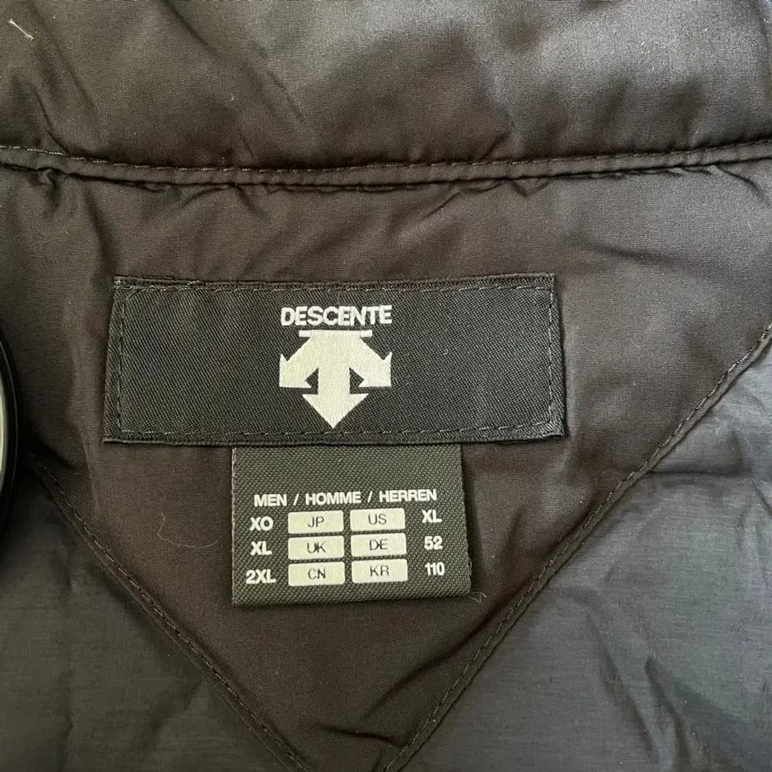 XXL 데상트 듀얼리스 다운 패딩조끼 남성 110 상품이미지4