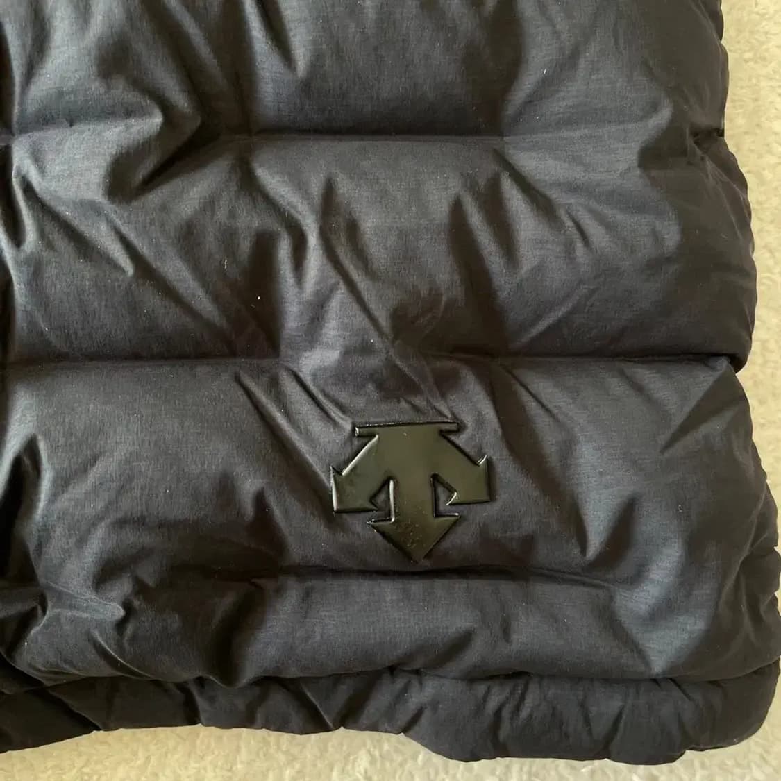 XXL 데상트 듀얼리스 다운 패딩조끼 남성 110 상품이미지9