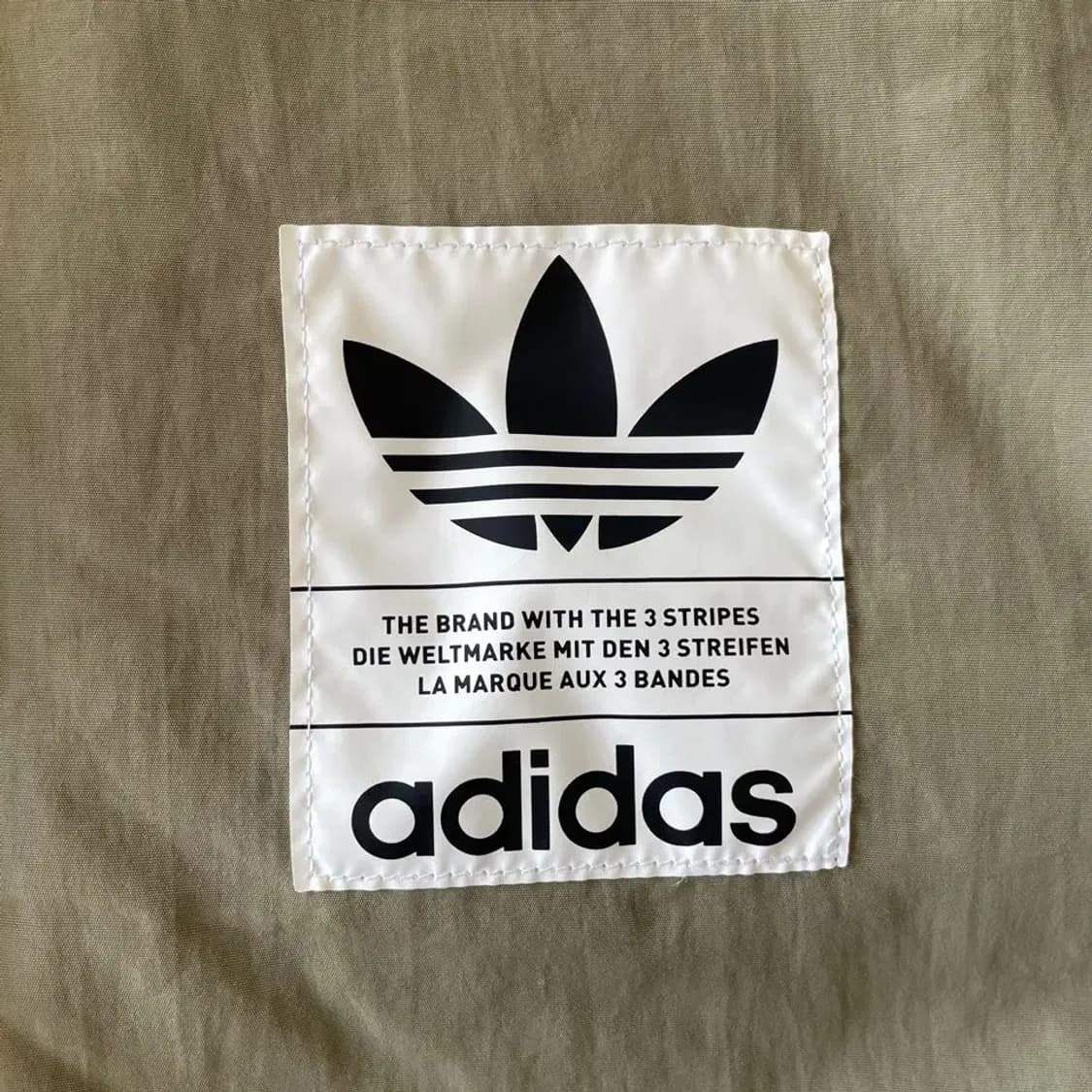 S 아디다스 카키 패딩 자켓 상품이미지5