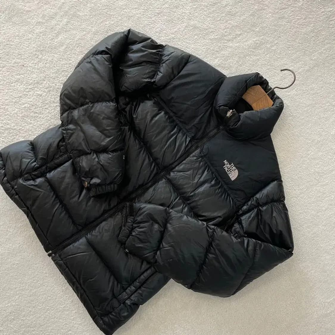 M 노스페이스 여성 눕시 700 구스다운 패딩 블랙 95 상품이미지4