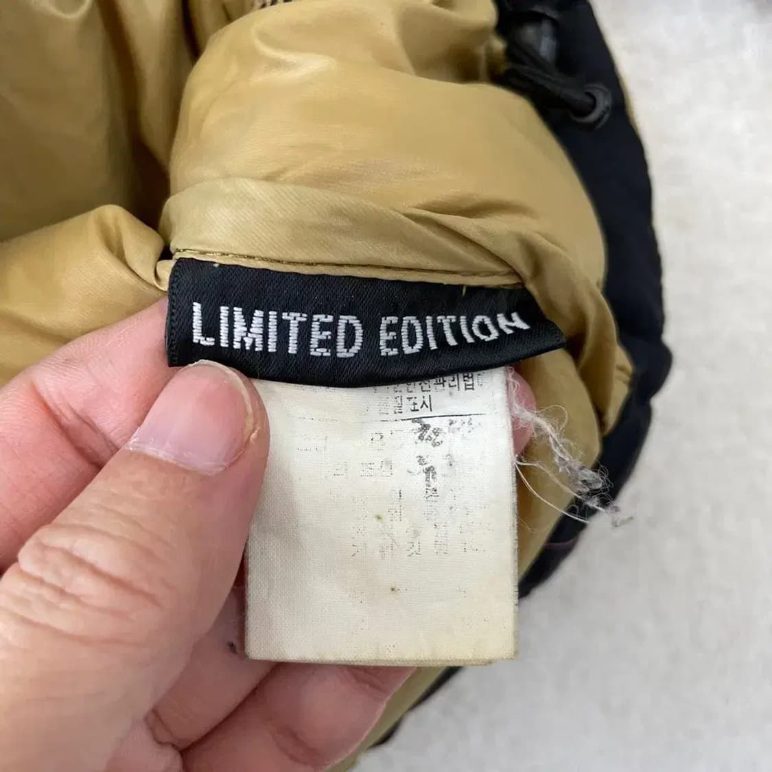 M 노스페이스 여성 한정판 700 메트로 눕시 패딩 상품이미지9