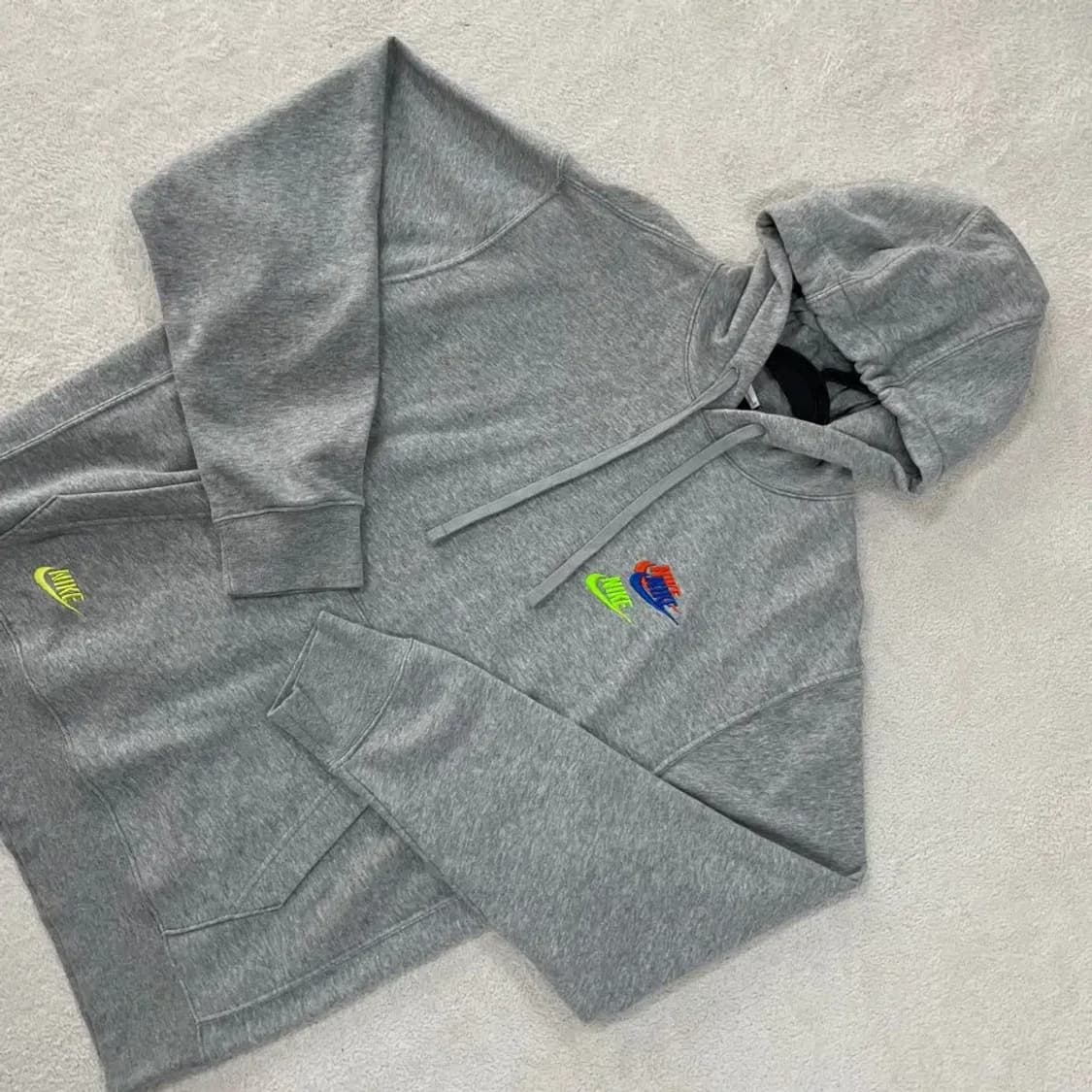 L 나이키 트리플스우시 후드티 100 상품이미지3