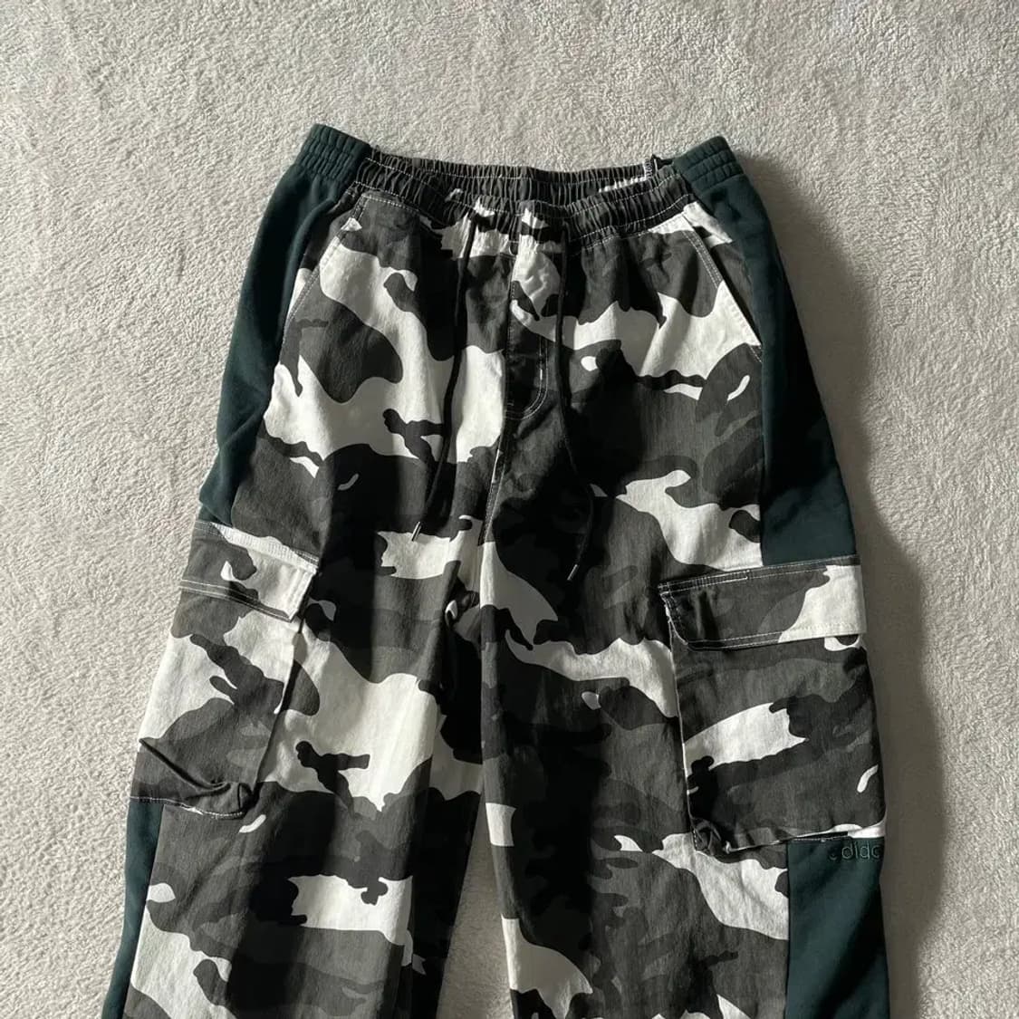 XL 아디다스 리메이크 카모 데님 바지 트레이닝 상품이미지2