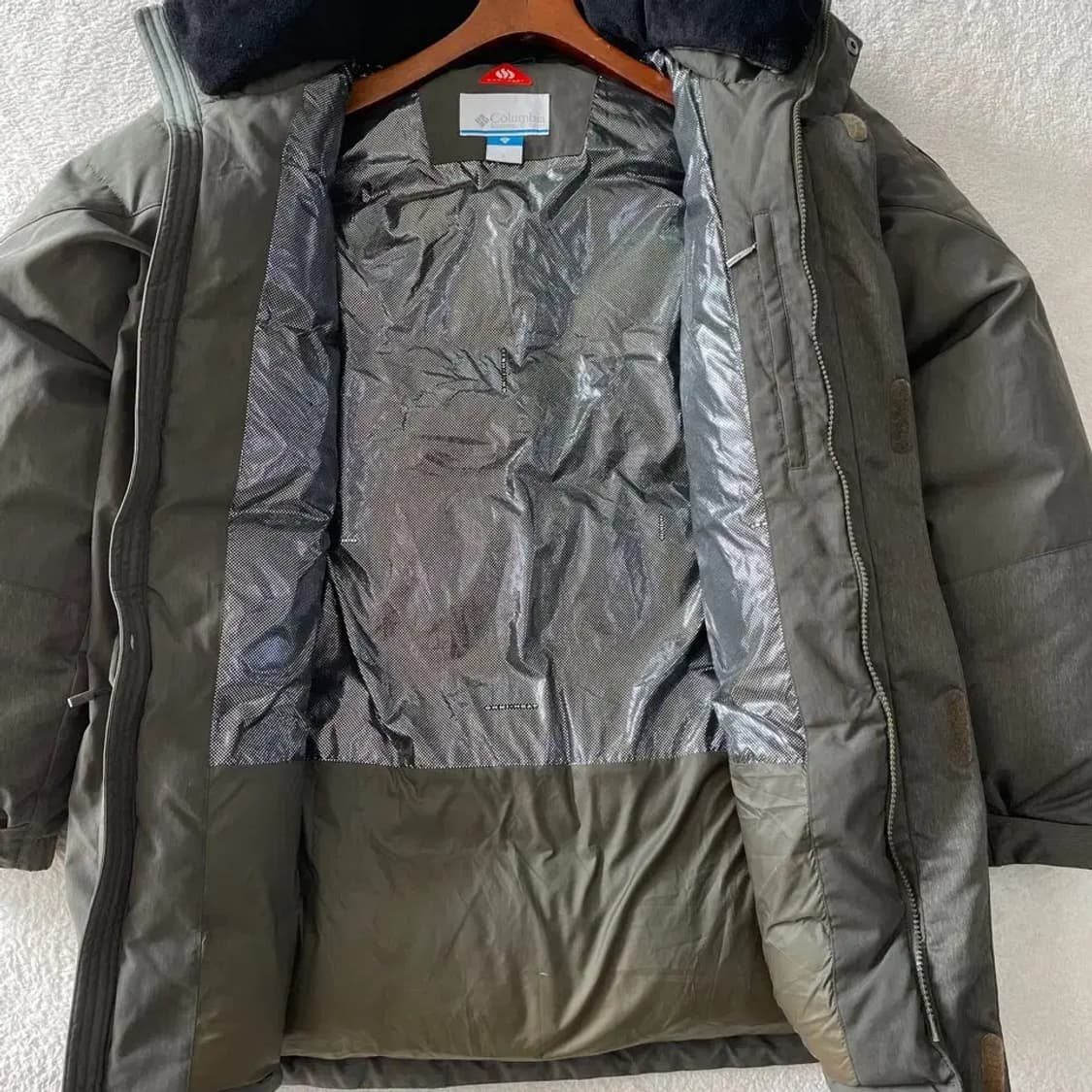 L 컬럼비아 구스다운 남성 패딩 100 상품이미지9