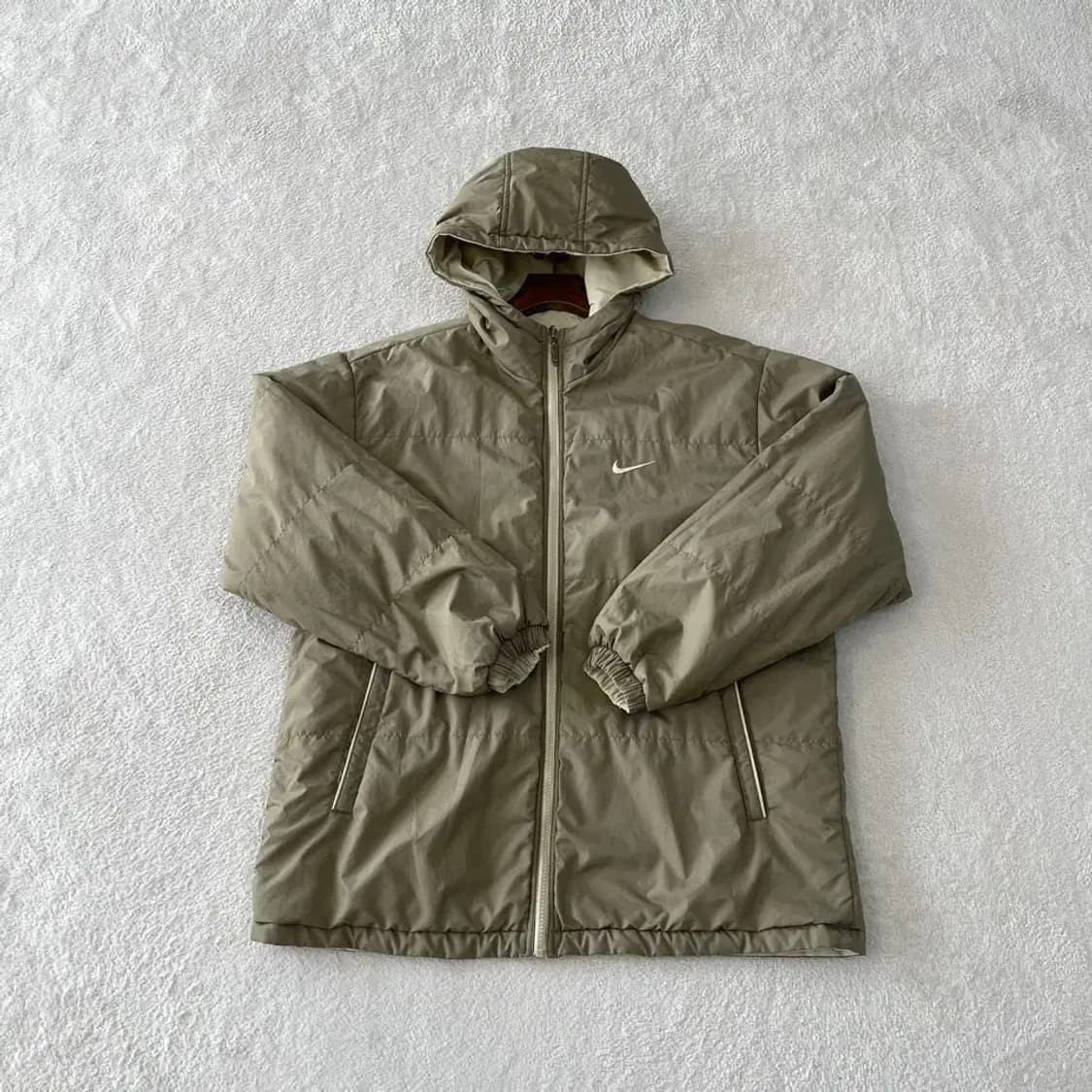 L 나이키 양면 누빔 경량패딩 자켓 올드스쿨 100 상품이미지3