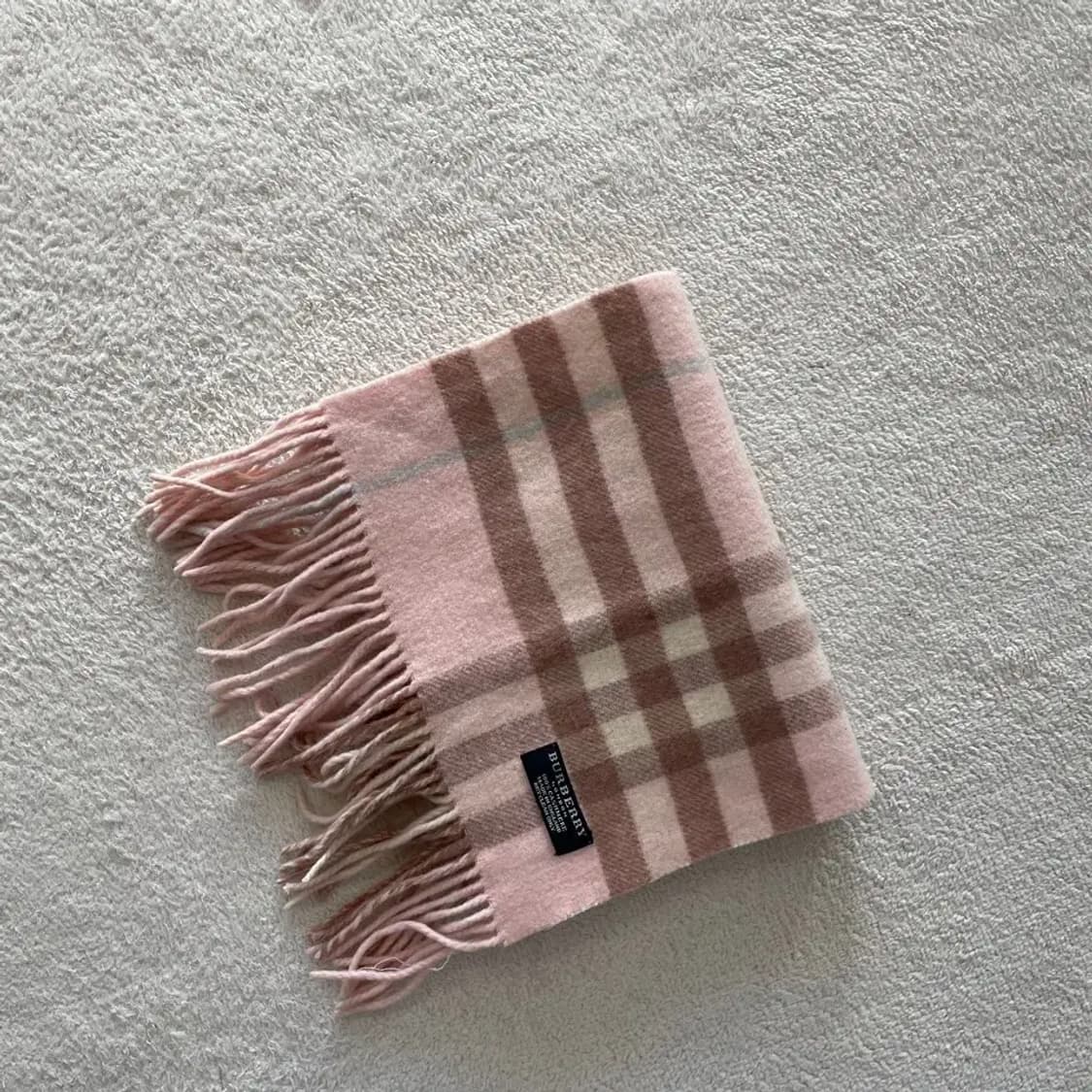 버버리 캐시미어 핑크 머플러 목도리 상품이미지3