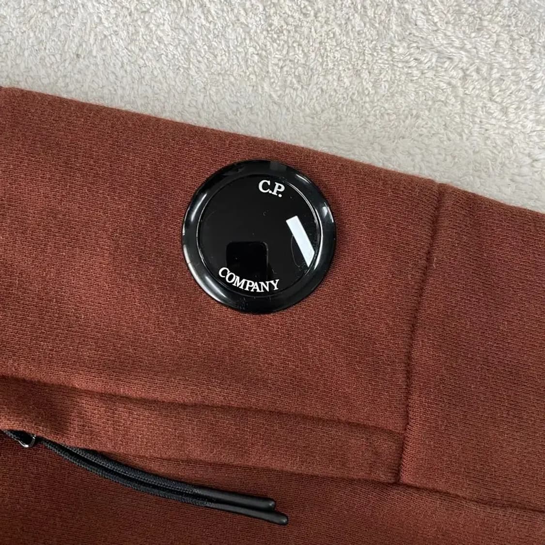 CP컴퍼니 신형렌즈 맨투맨 XL 상품이미지4