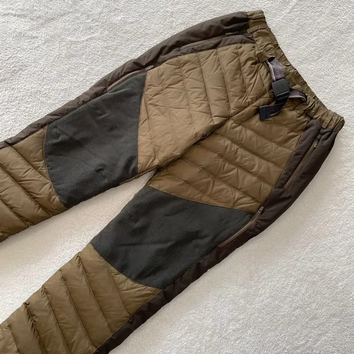32 칸투칸 남성 구스다운 패딩바지 상품이미지3